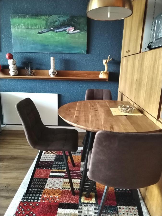 Waldeslust Warmbad Mit Balkon Und Privatem Parkplatz Apartment วิลลาค ภายนอก รูปภาพ