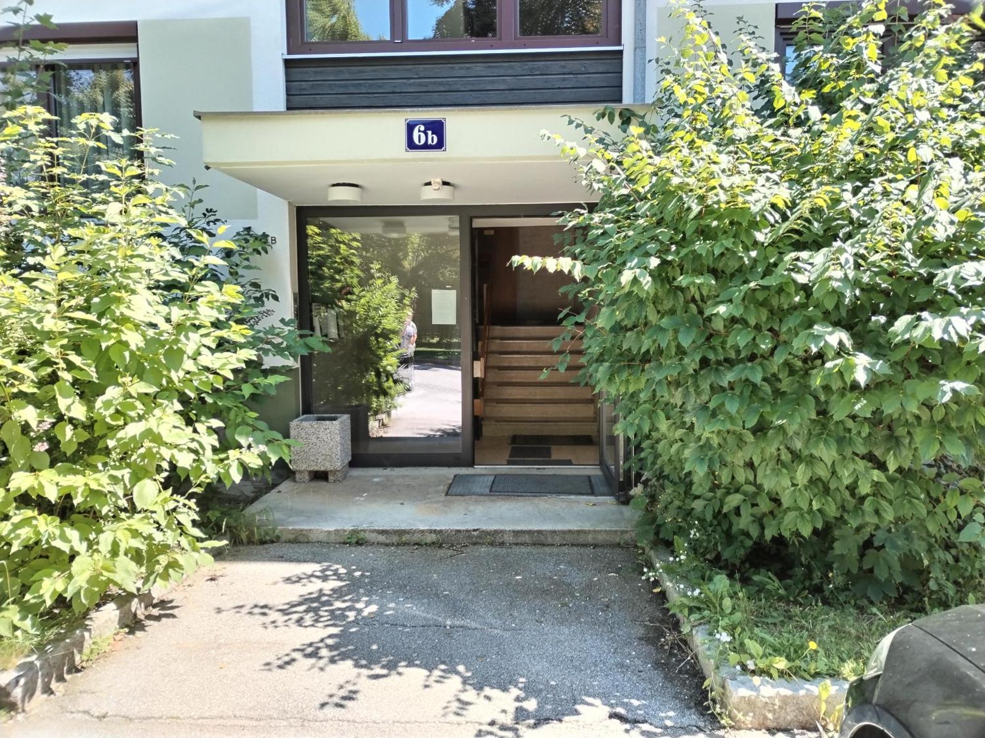 Waldeslust Warmbad Mit Balkon Und Privatem Parkplatz Apartment วิลลาค ภายนอก รูปภาพ